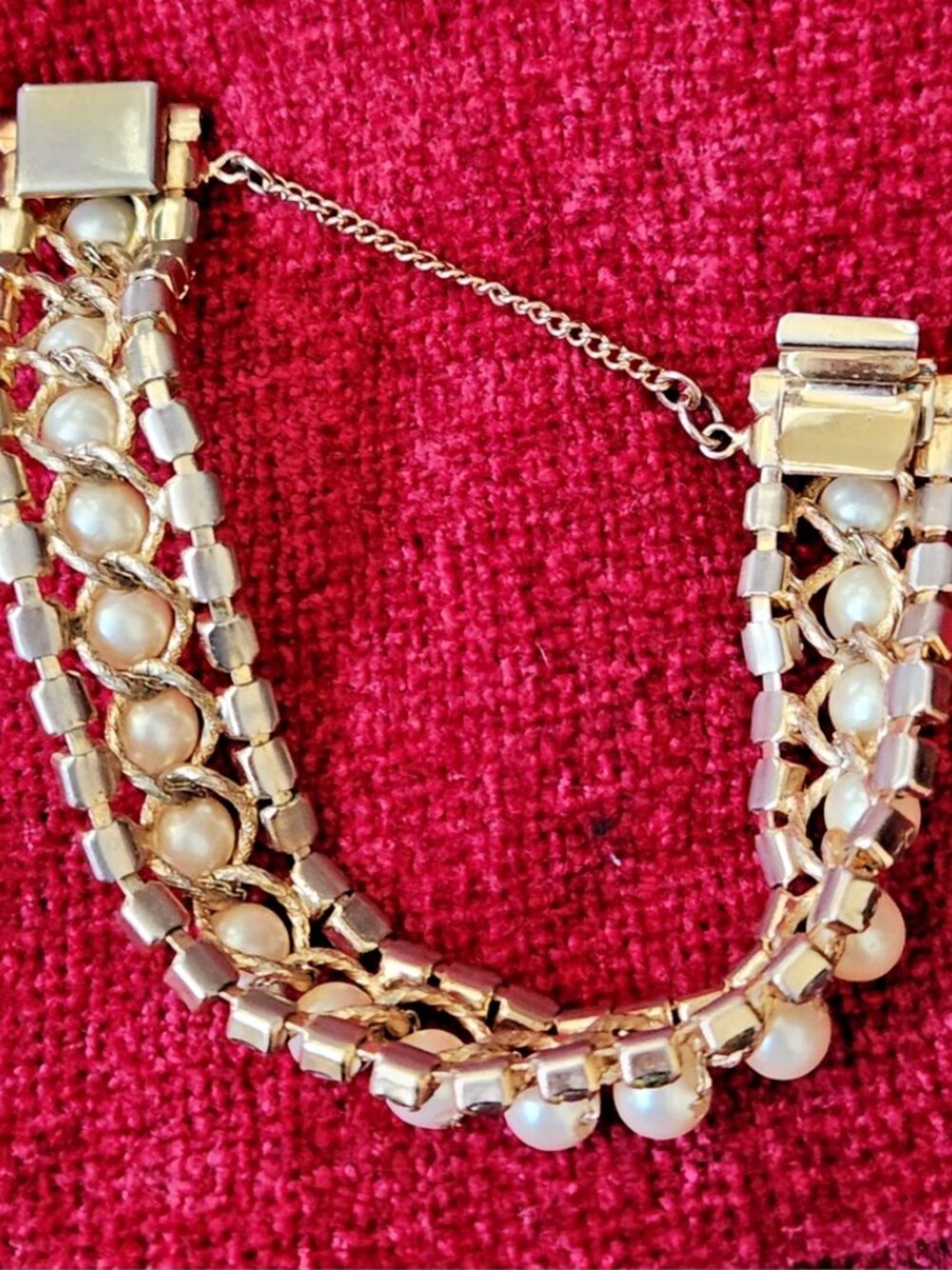 Exquisite Vintage Hobe Faux Pearl Aurora Borealis Crystal Rhinestone Bracelet - Picture 11 of 16